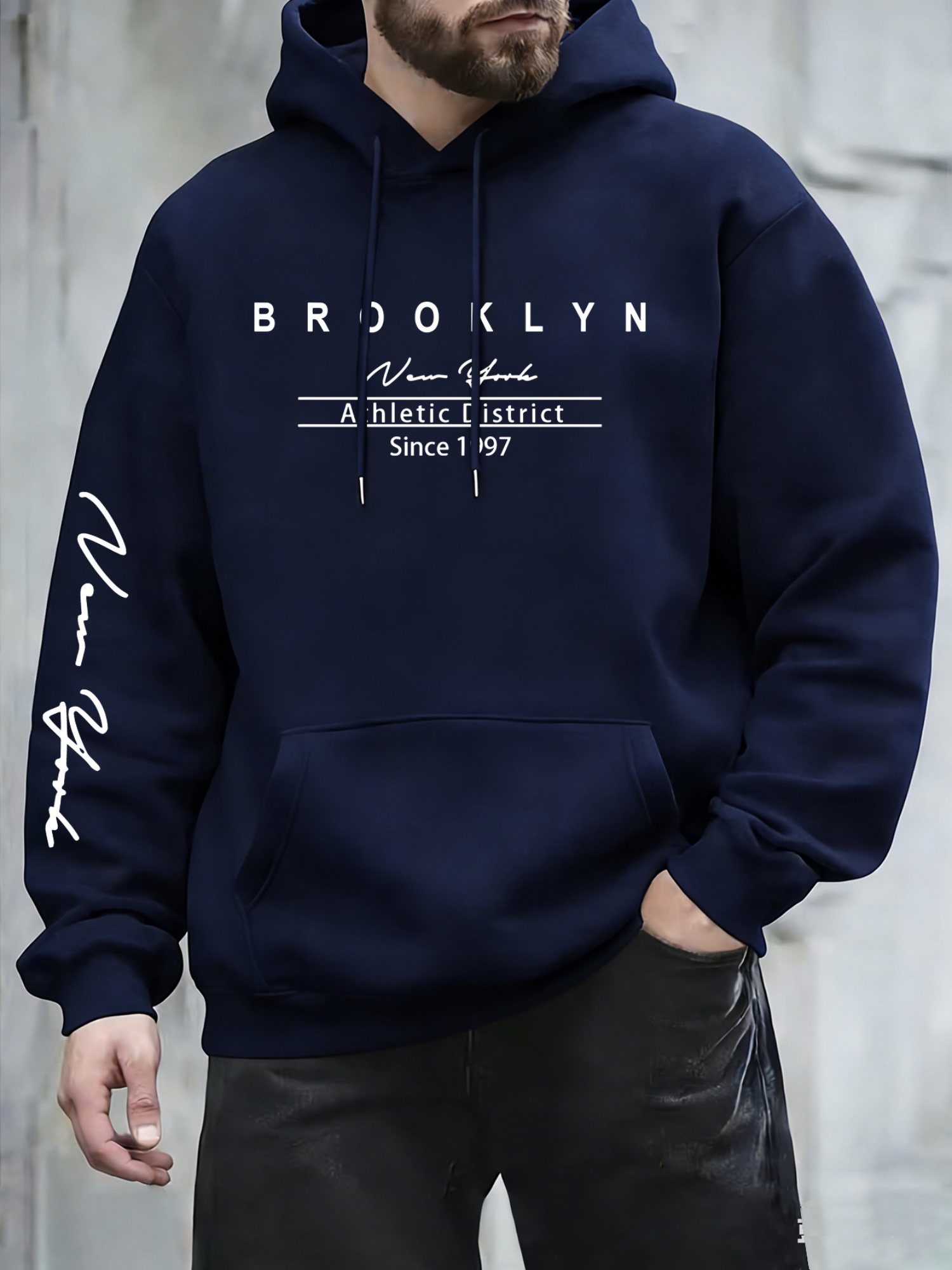 Urban fashion men's hoodie on  - Street Fashion Of New York 评论和价格