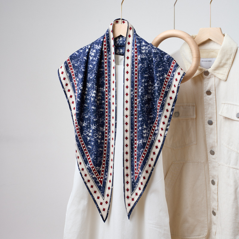 Denim Blue Triangle Scarf New  - Bandana Multi Way 评论和价格